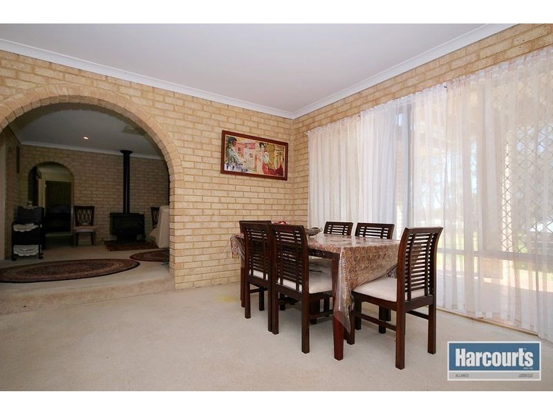 45 Adams Road, Mariginiup WA 6065