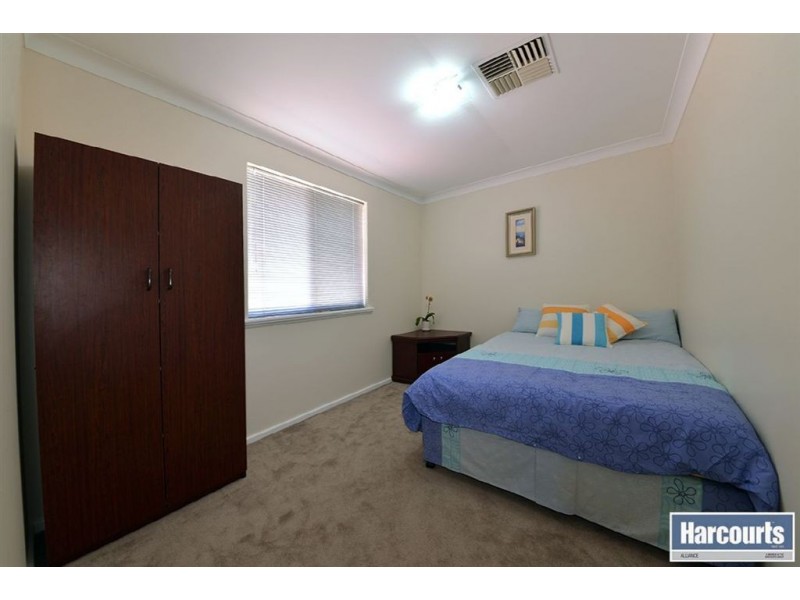 22 Parkinson Court, Hillarys WA 6025
