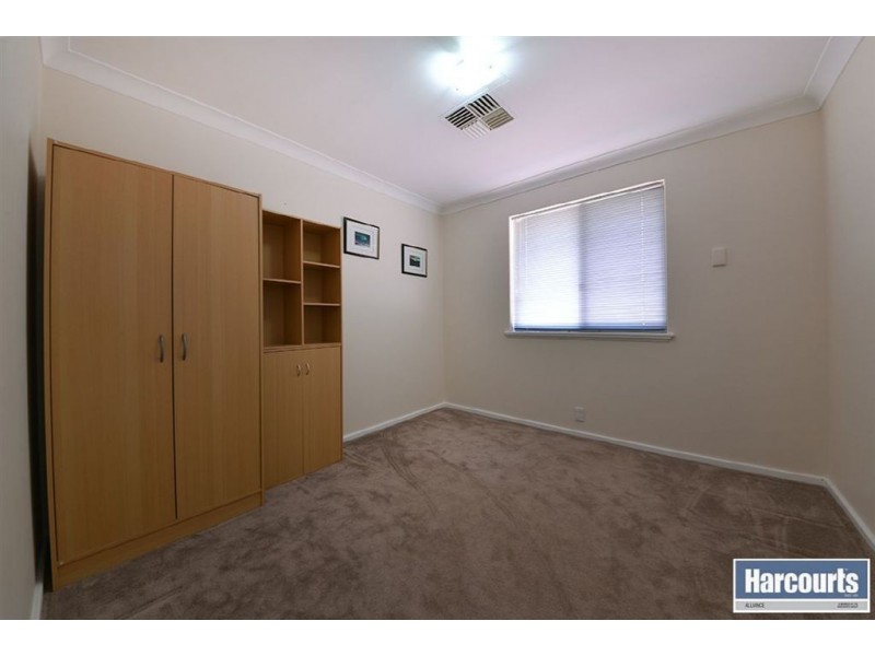 22 Parkinson Court, Hillarys WA 6025