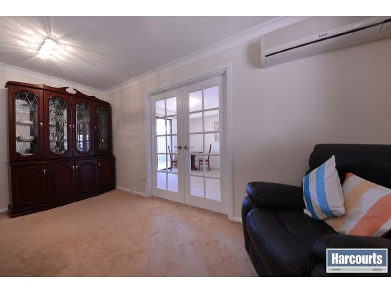 22 Parkinson Court, Hillarys WA 6025
