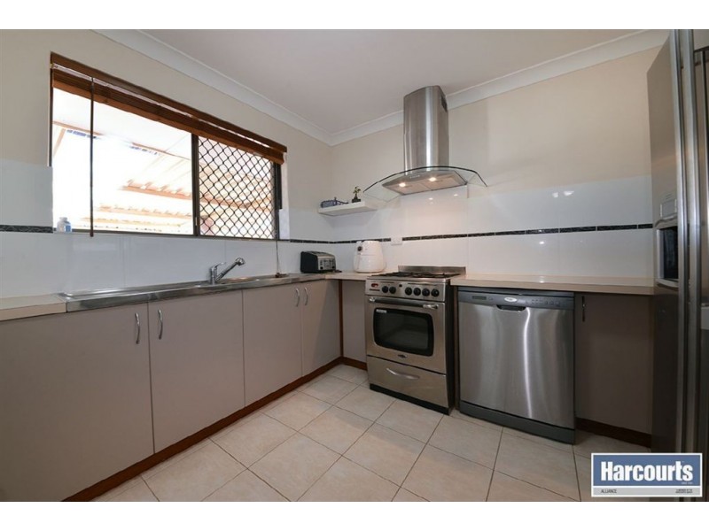 22 Parkinson Court, Hillarys WA 6025