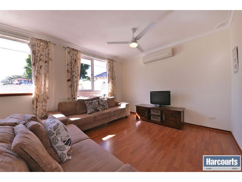 10A Mandalay Place, Craigie WA 6025