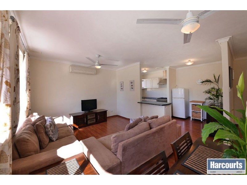 10A Mandalay Place, Craigie WA 6025