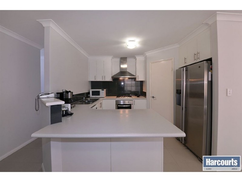 41 Osaka Loop, Hocking WA 6065