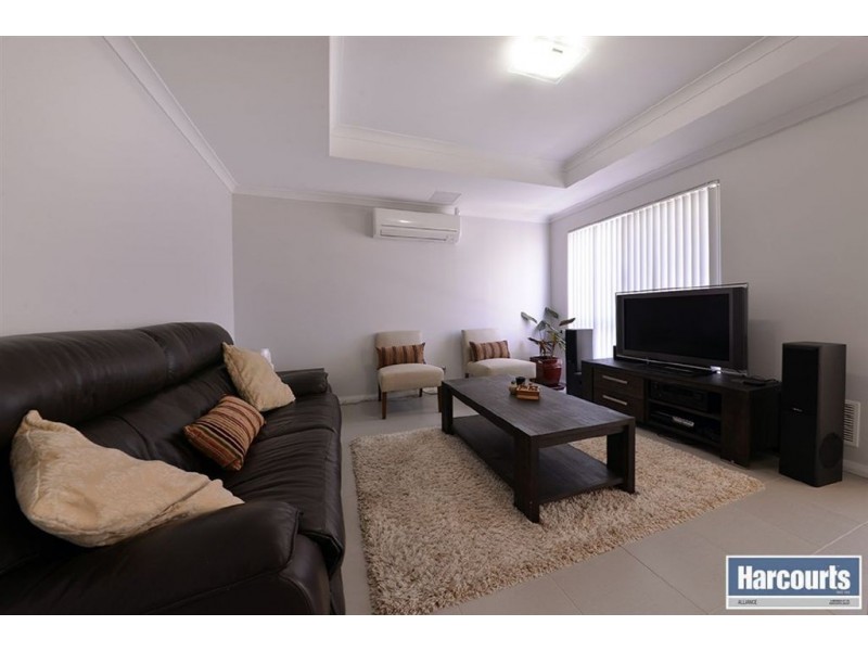 41 Osaka Loop, Hocking WA 6065