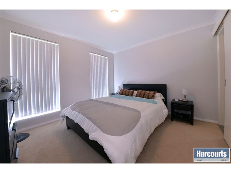 41 Osaka Loop, Hocking WA 6065