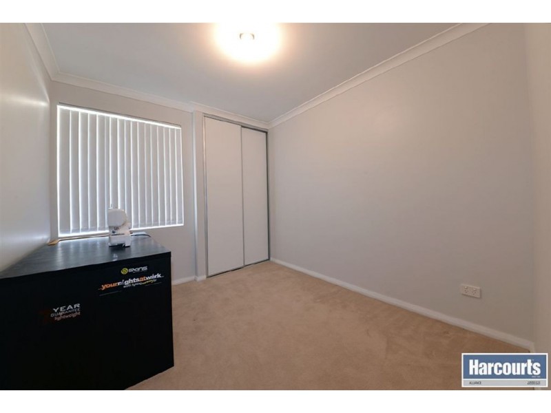 41 Osaka Loop, Hocking WA 6065