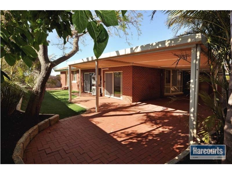 4 Barrier Green, Ocean Reef WA 6027