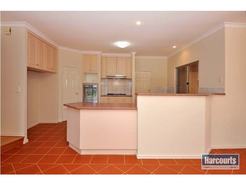 4 Barrier Green, Ocean Reef WA 6027