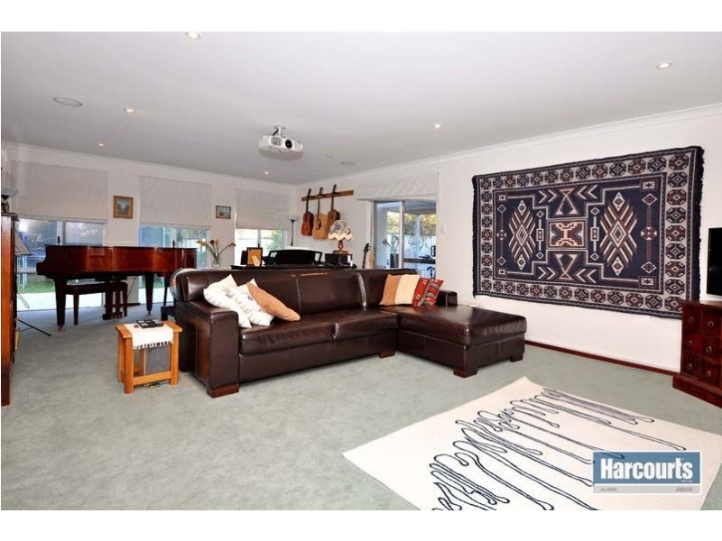 6 Tay Glade, Joondalup WA 6027