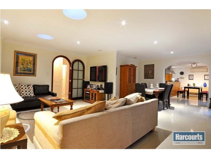 6 Tay Glade, Joondalup WA 6027