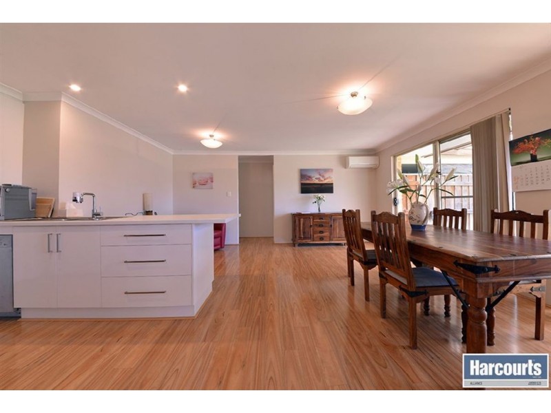 12 Ghan Place, Currambine WA 6028