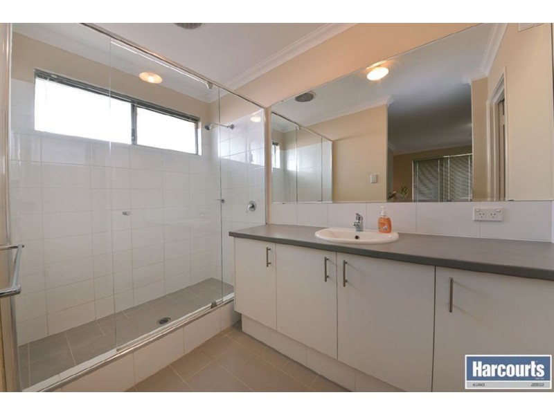 39 Wallum Road, Banksia Grove WA 6031