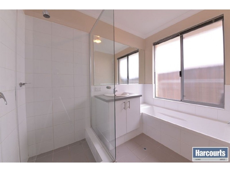 39 Wallum Road, Banksia Grove WA 6031