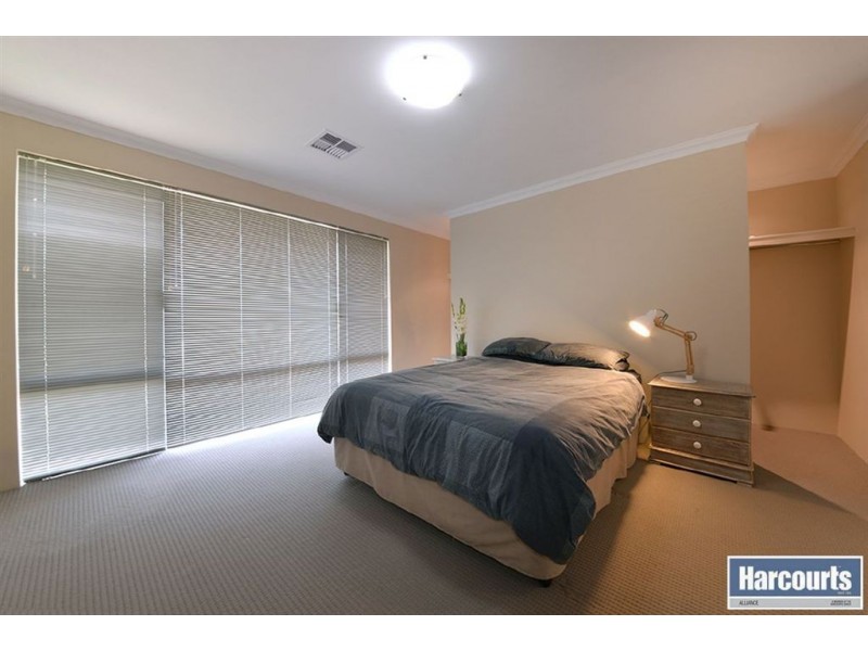 39 Wallum Road, Banksia Grove WA 6031