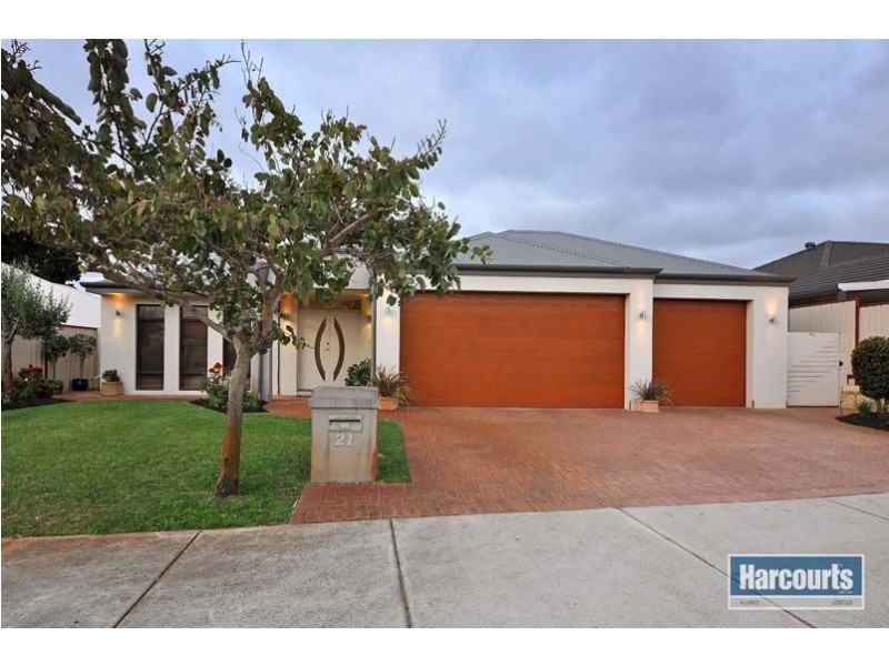 21 Westbury Lane, Madeley WA 6065