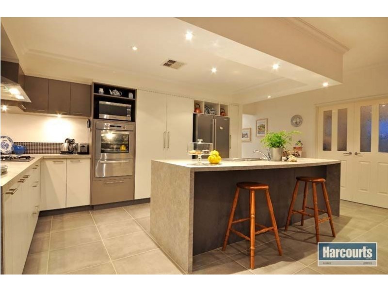 21 Westbury Lane, Madeley WA 6065