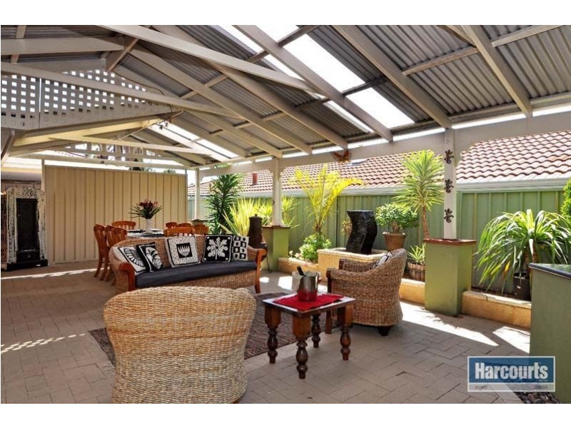 19 Serpentine Gardens, Clarkson WA 6030