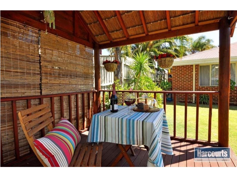 19 Serpentine Gardens, Clarkson WA 6030