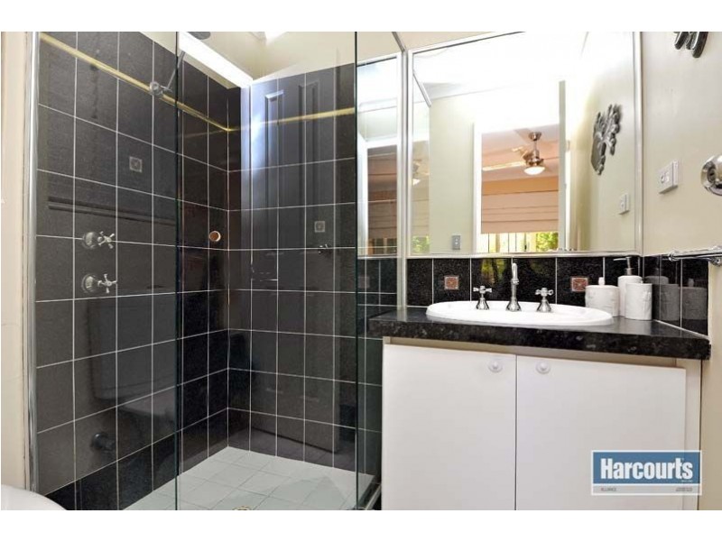 19 Serpentine Gardens, Clarkson WA 6030