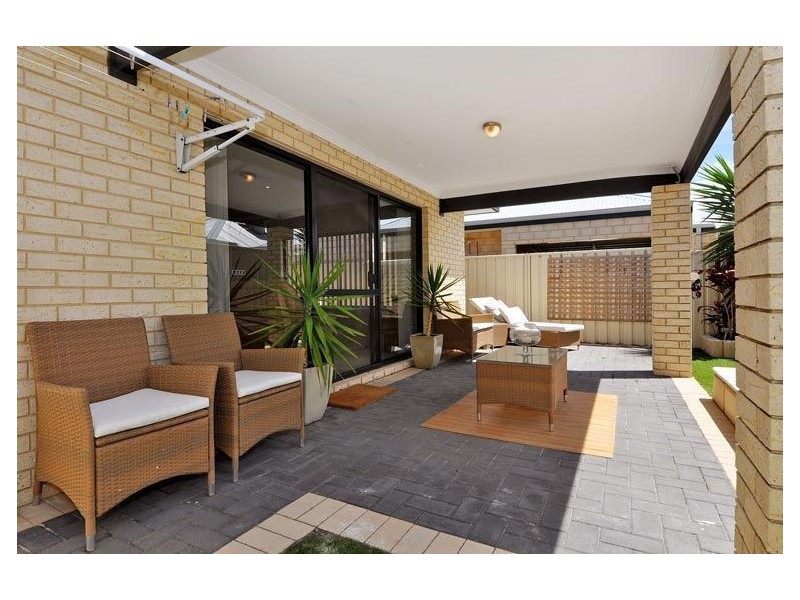 22B Hursthill Street, Madeley WA 6065