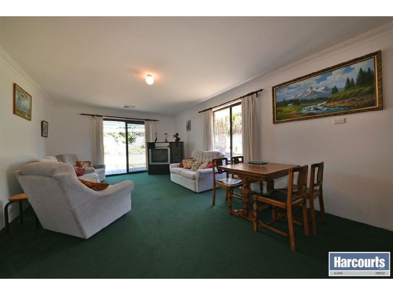10 Scarp Close, Edgewater WA 6027