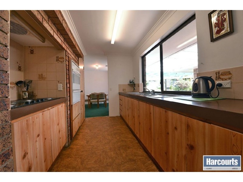 10 Scarp Close, Edgewater WA 6027