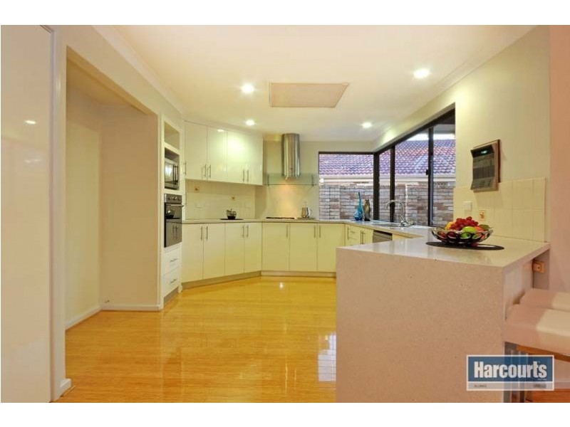 6 Parkvista Grove, Carine WA 6020