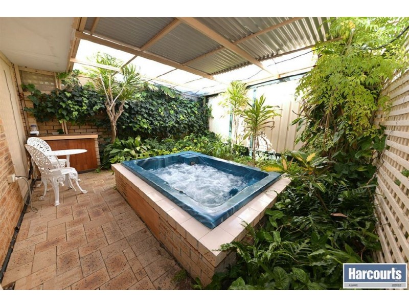 30 Pathfinder Road, Padbury WA 6025