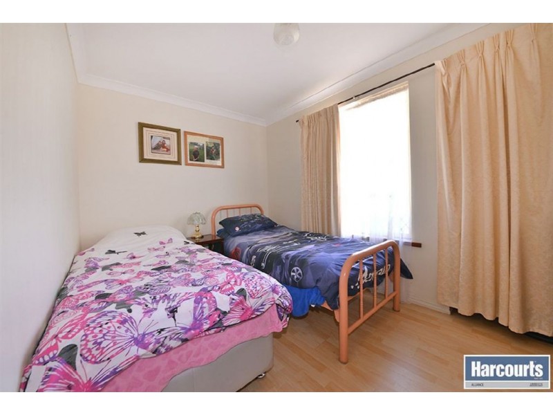 30 Pathfinder Road, Padbury WA 6025