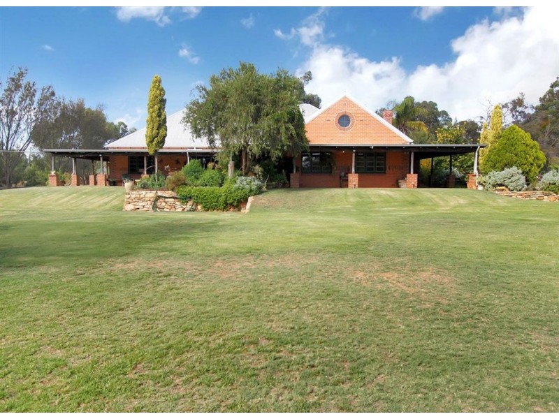 448 Chittering Road, Bullsbrook WA 6084