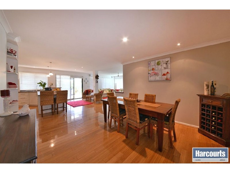 3 Vanguard Place, Currambine WA 6028