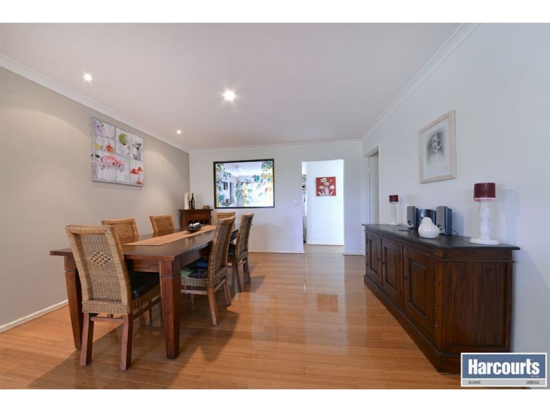 3 Vanguard Place, Currambine WA 6028