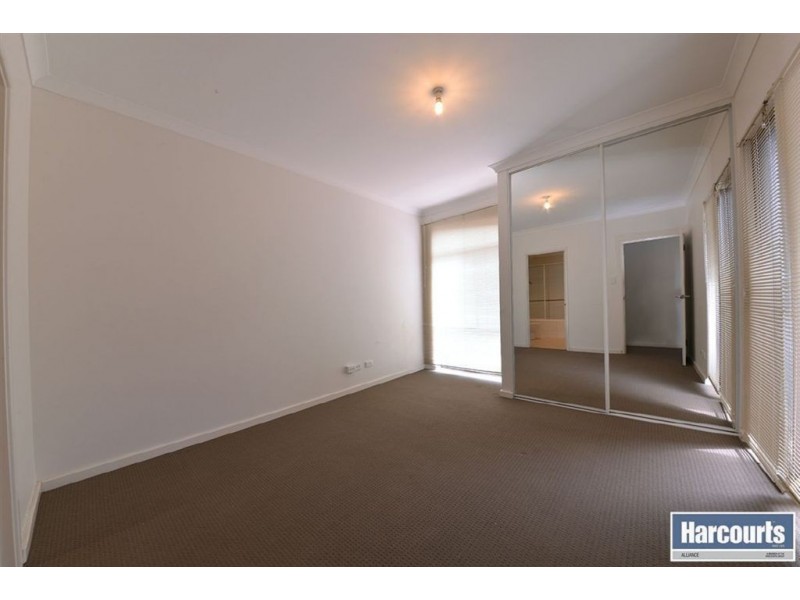 2/27 Piccadilly Circle, Joondalup WA 6027