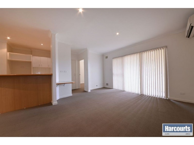 2/27 Piccadilly Circle, Joondalup WA 6027