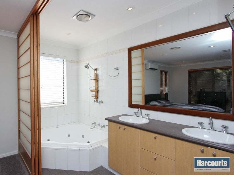 1 Kiah Court, Kingsley WA 6026