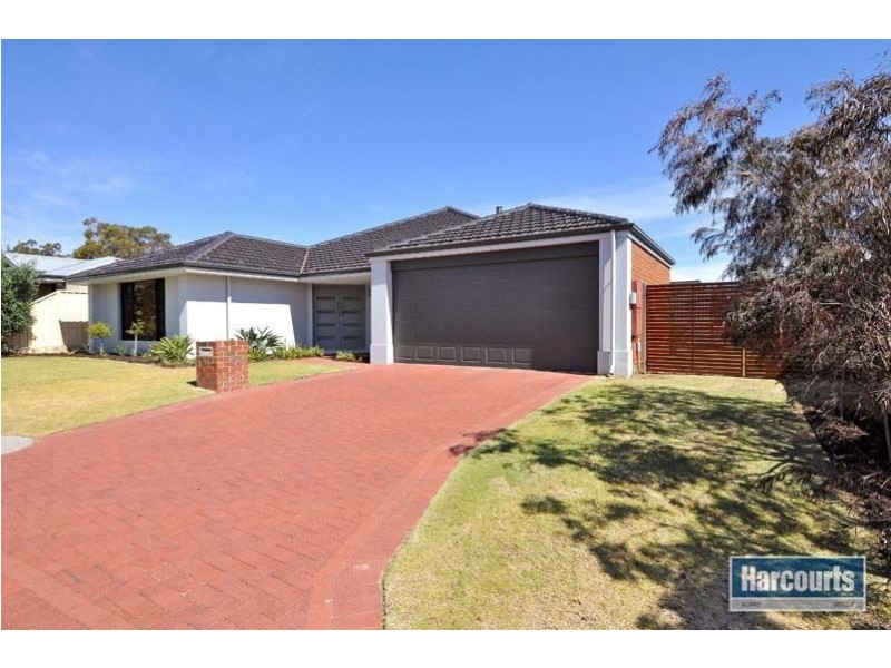 14 Wilmot Bend, Madeley WA 6065