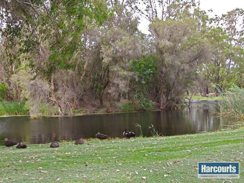 8/54 Moondine Drive, Wembley WA 6014