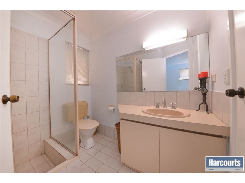 49 Lakevalley Drive, Edgewater WA 6027