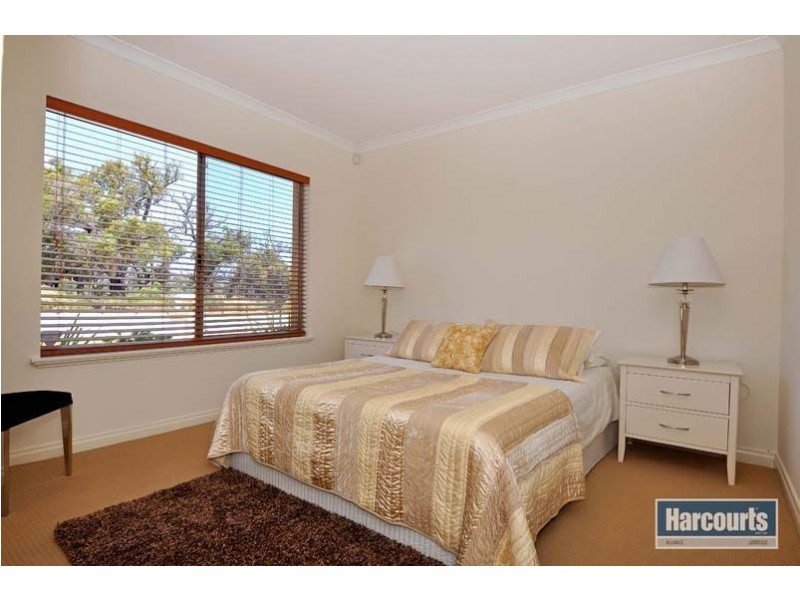 29 Cooper Street, Madeley WA 6065