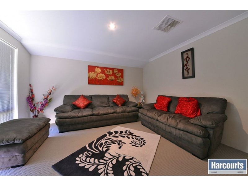 21 Paludosa Link, Banksia Grove WA 6031