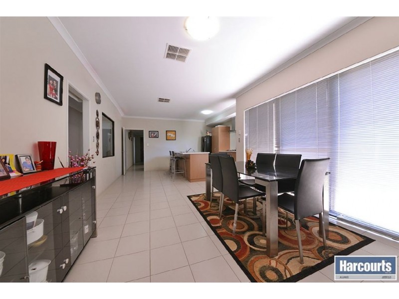 21 Paludosa Link, Banksia Grove WA 6031