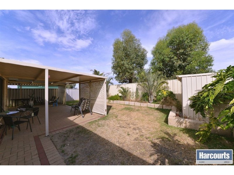 35 Brunswick Circuit, Banksia Grove WA 6031