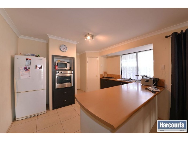 35 Brunswick Circuit, Banksia Grove WA 6031