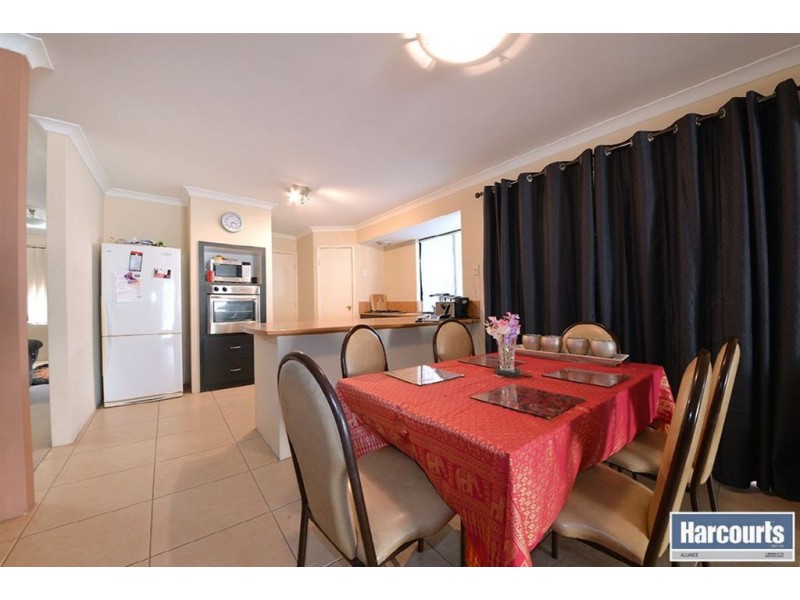 35 Brunswick Circuit, Banksia Grove WA 6031