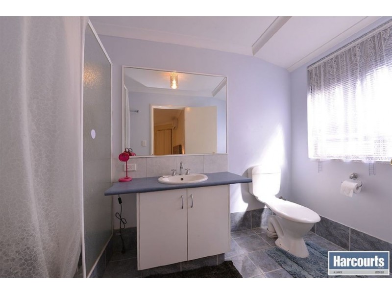 35 Brunswick Circuit, Banksia Grove WA 6031