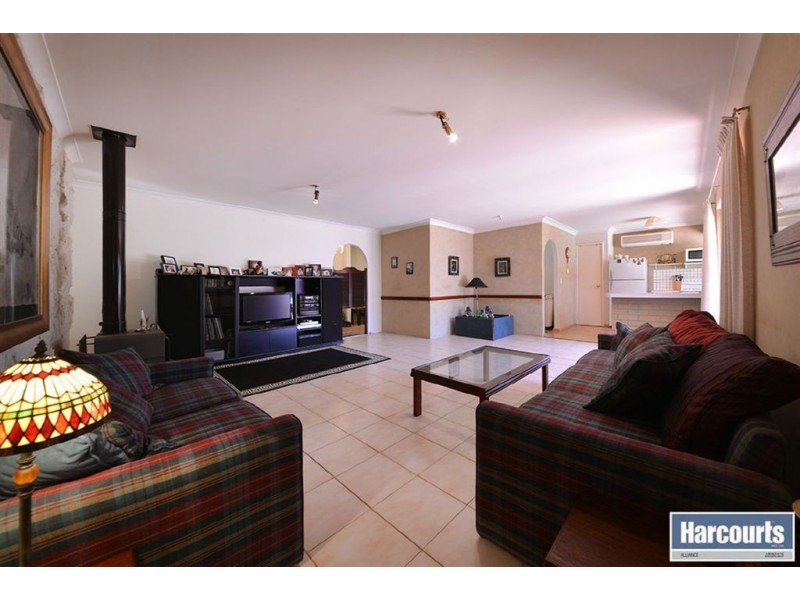 29 Chadstone Road, Craigie WA 6025