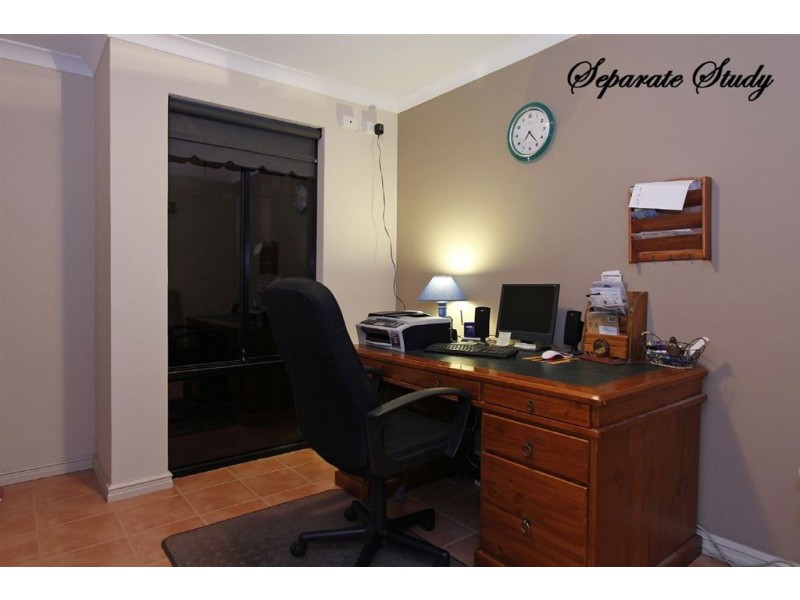 115 Sussex Bend, Lower Chittering WA 6084