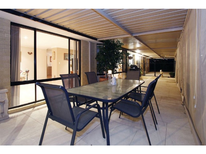 115 Sussex Bend, Lower Chittering WA 6084