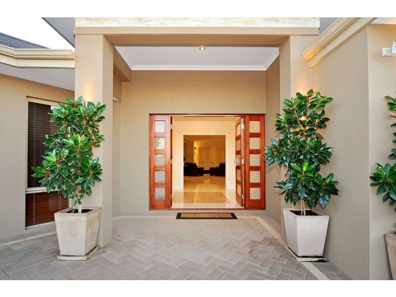 25 Bramley Loop, Madeley WA 6065